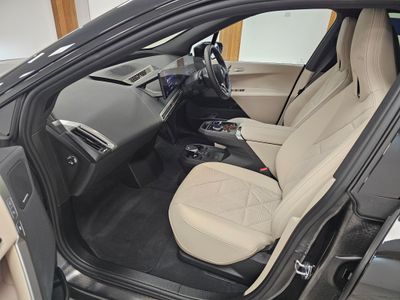 2024 BMW iX