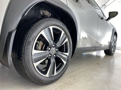 2023 Lexus UX 250H