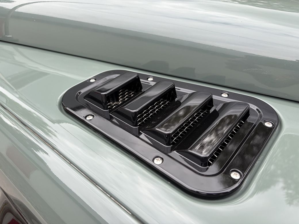 2015 Land Rover Defender 90
