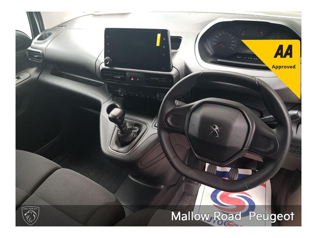 2023 Peugeot Partner