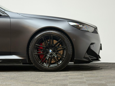 2025 BMW M5