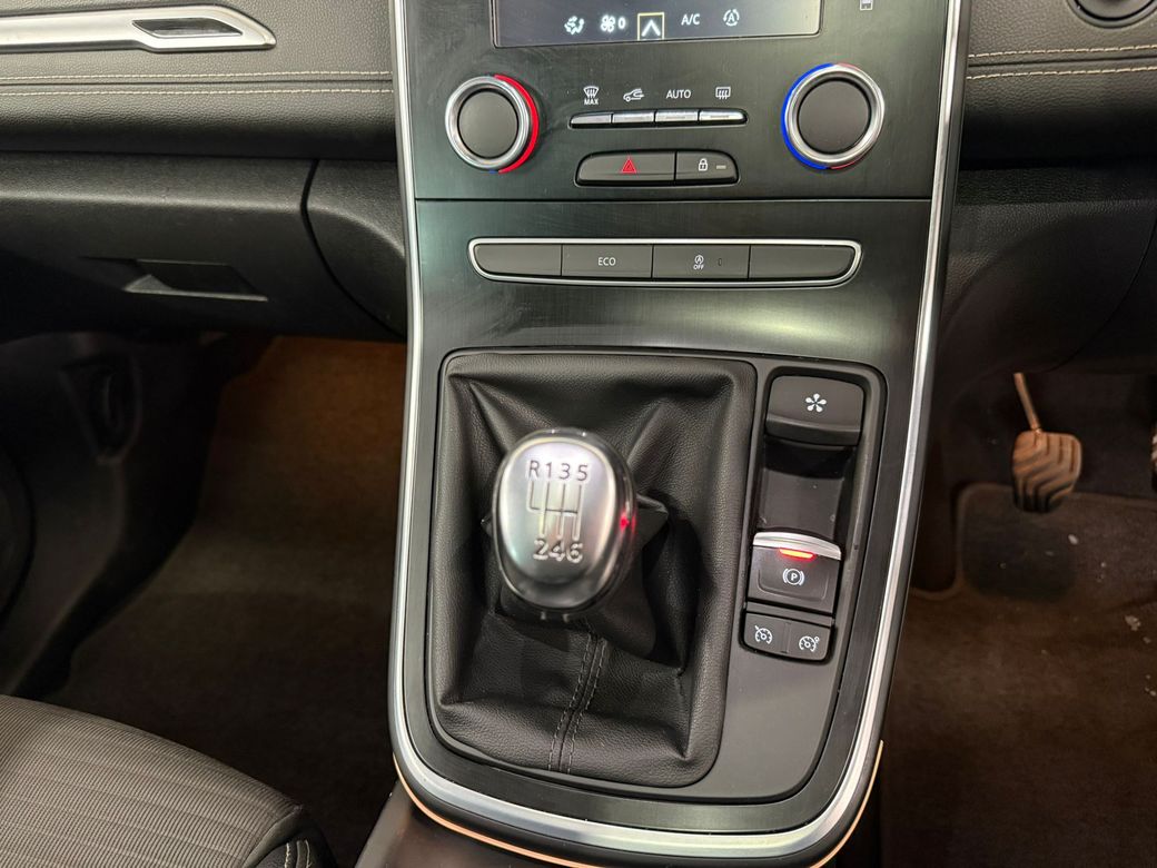 2021 Renault Grand Scenic