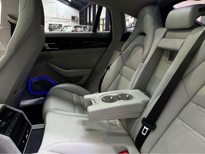 2023 Porsche Panamera