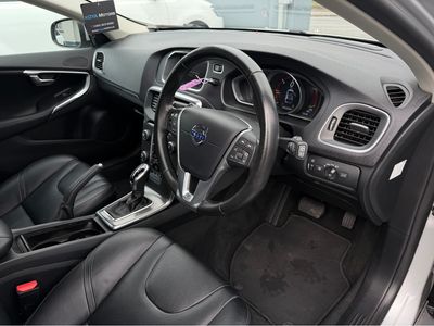2016 Volvo V40