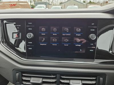2018 Volkswagen Polo