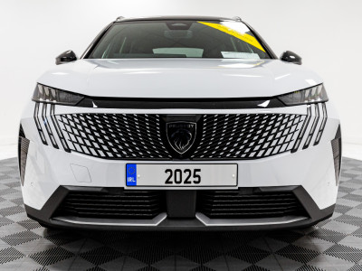 2025 Peugeot 5008