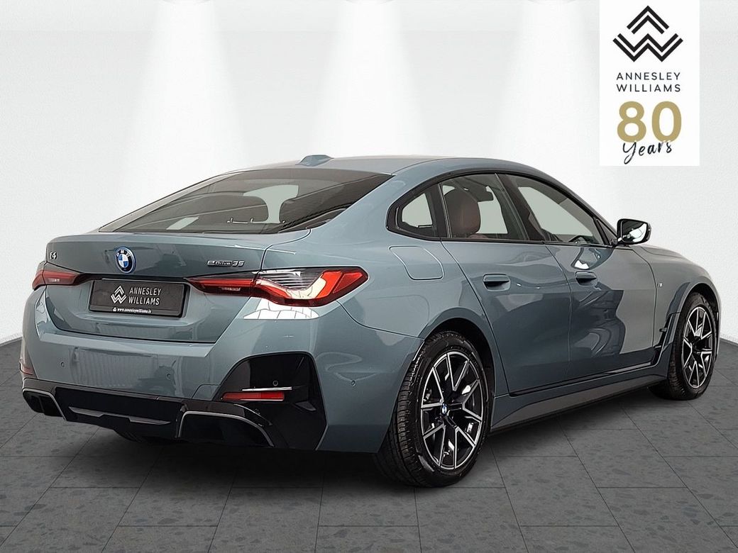 2025 BMW i4