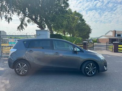 2017 Toyota Verso