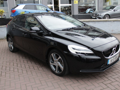 2016 Volvo V40