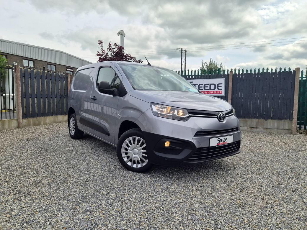 2021 Toyota Proace