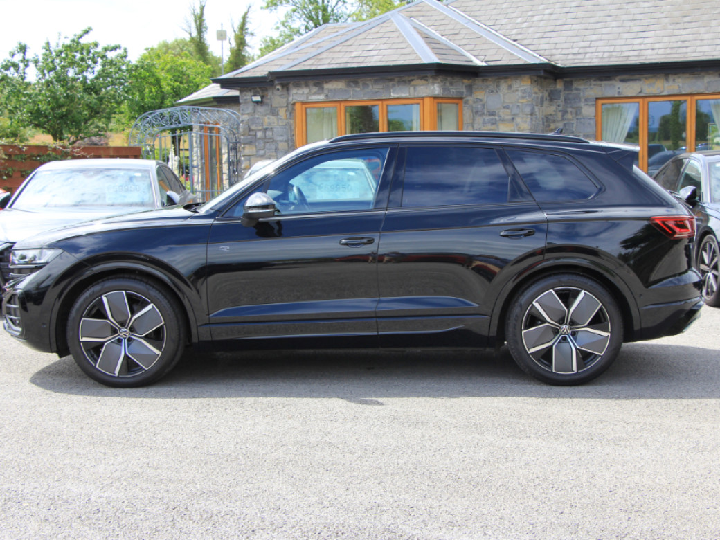 2025 Volkswagen Touareg