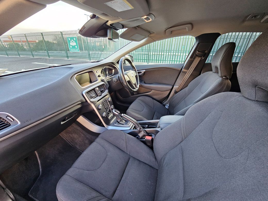 2013 Volvo V40