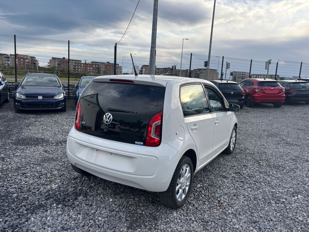 2015 Volkswagen up!