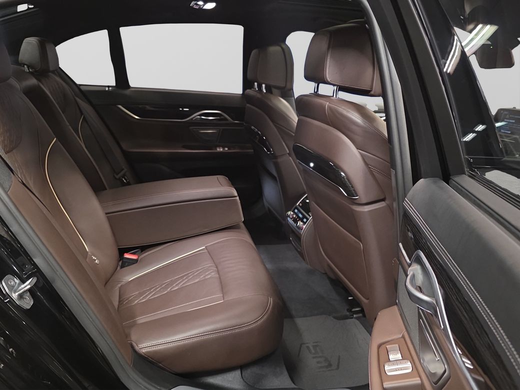 2016 BMW 7 Series