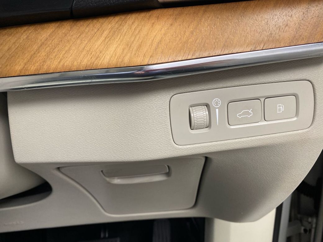 2022 Volvo XC90