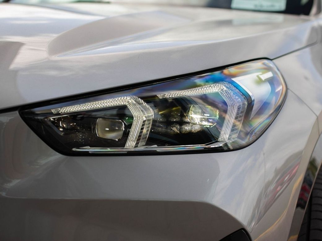 2025 BMW iX1