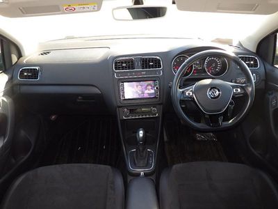 2017 Volkswagen Polo