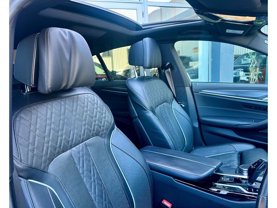 2022 BMW 5 Series