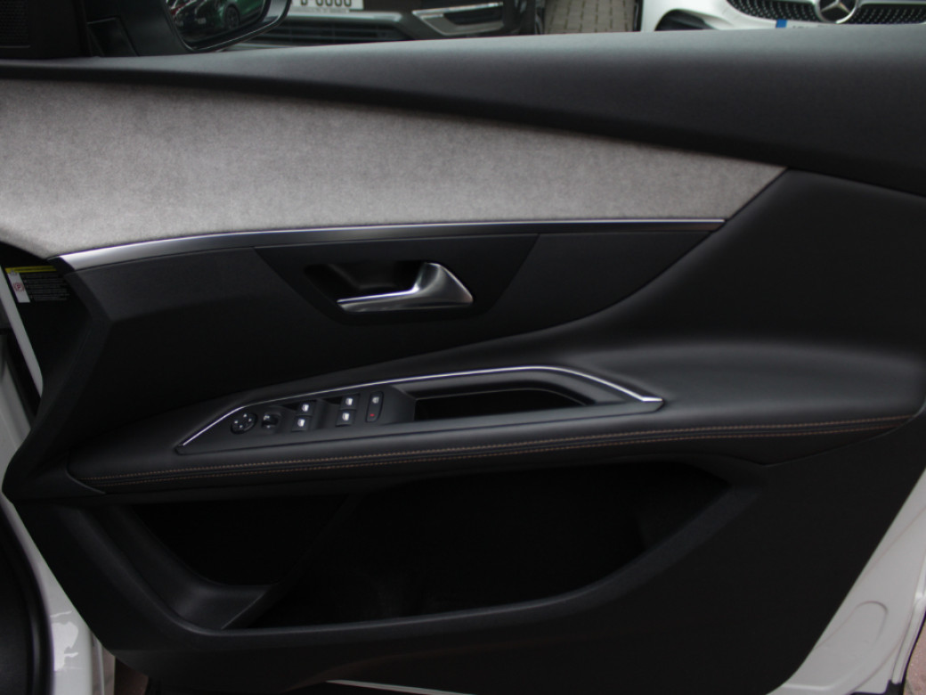2018 Peugeot 3008
