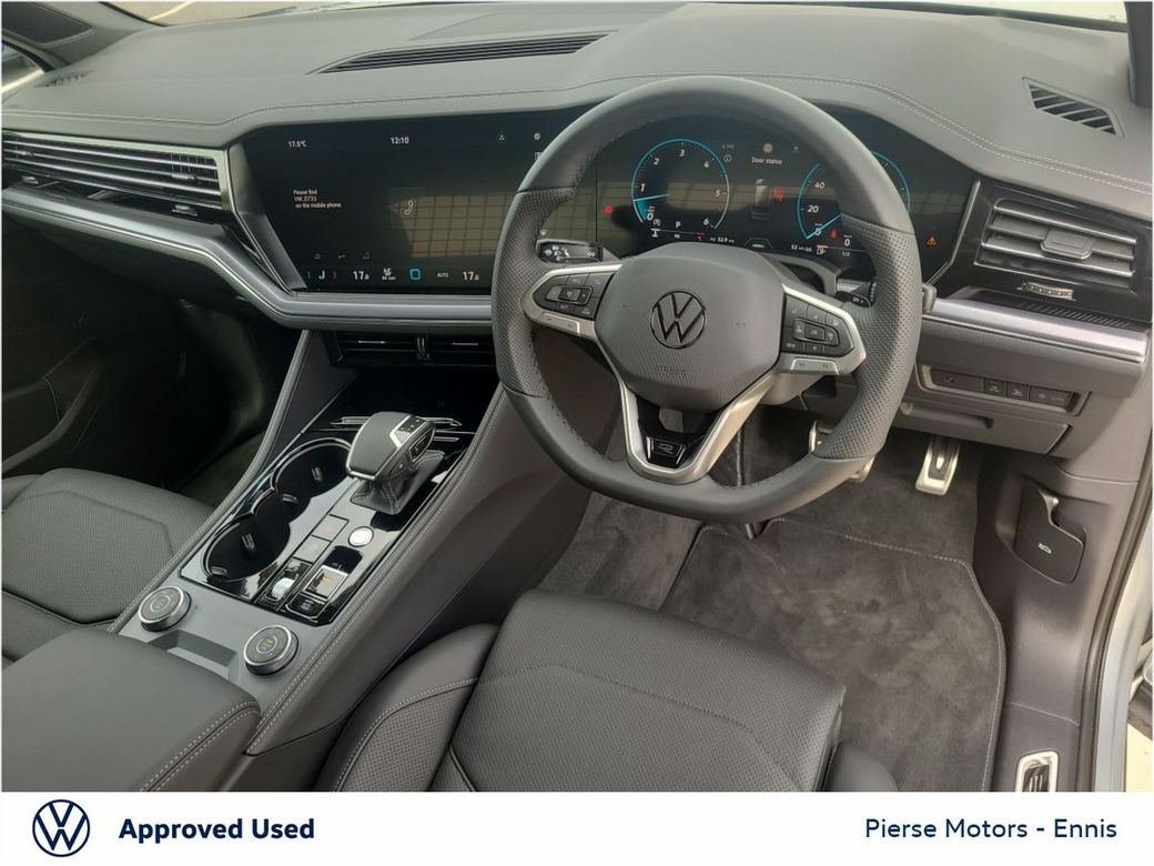 2025 Volkswagen Touareg