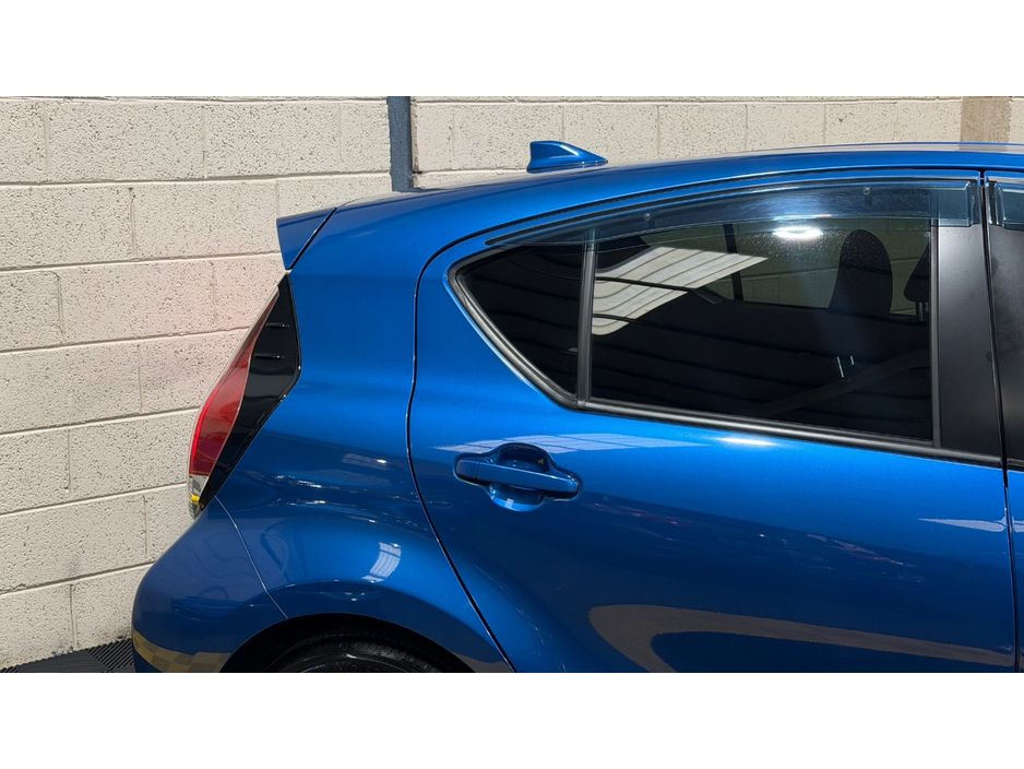 2016 Toyota Aqua