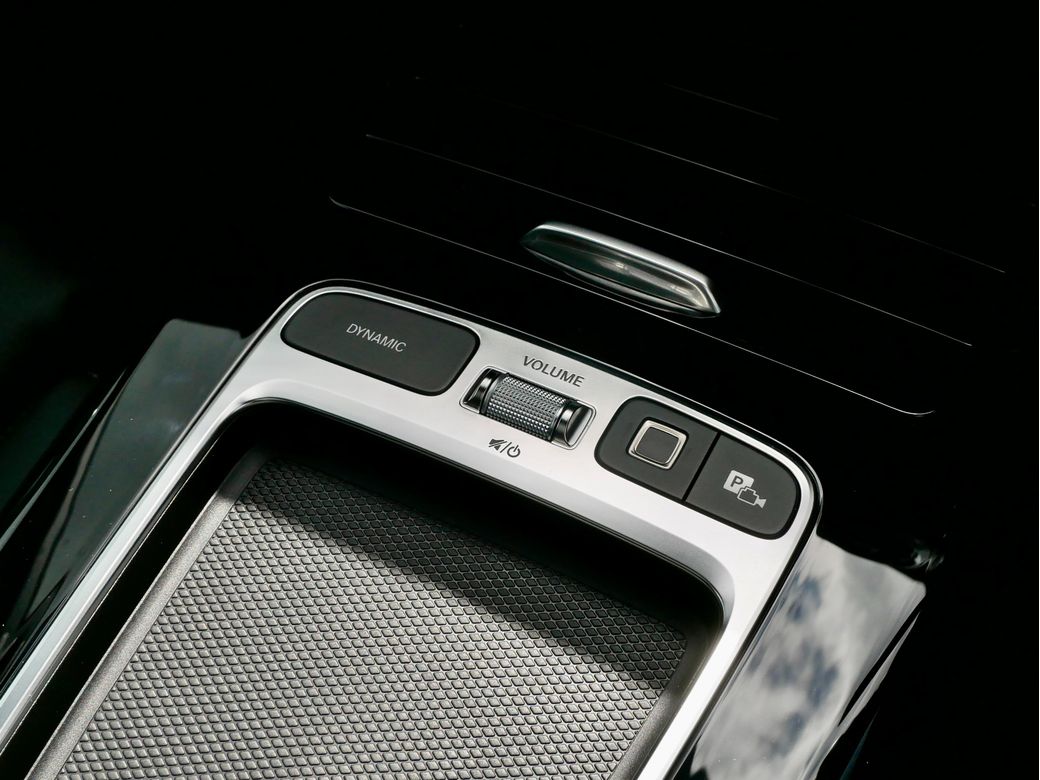 2025 Mercedes-Benz CLA Class