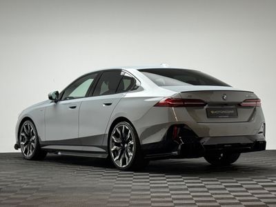 2023 BMW i5