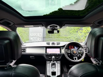 2021 Porsche Macan
