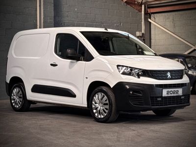 2022 Peugeot Partner
