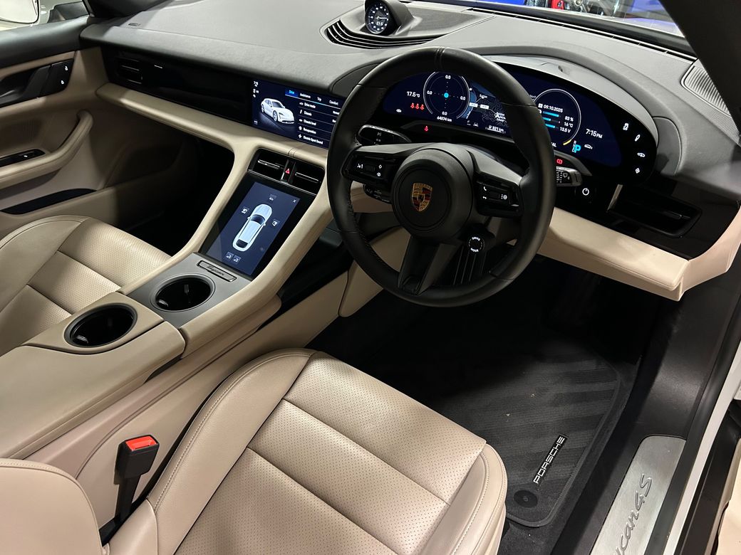 2022 Porsche Taycan