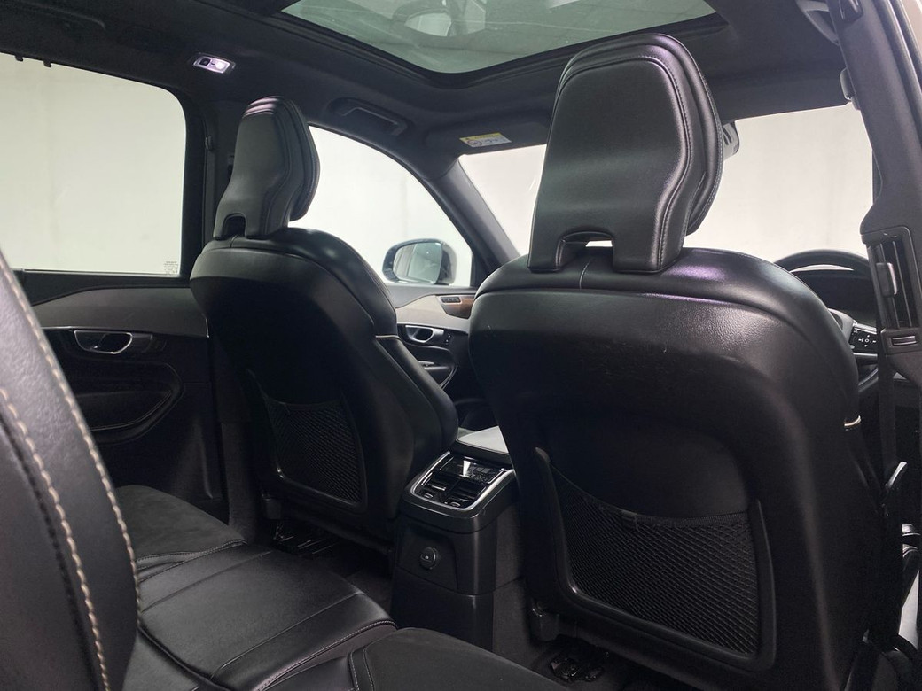 2022 Volvo XC90