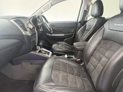 2020 Mitsubishi L200