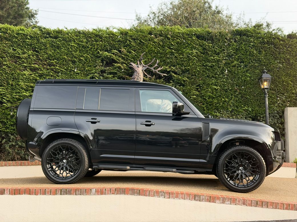 2025 Land Rover Defender