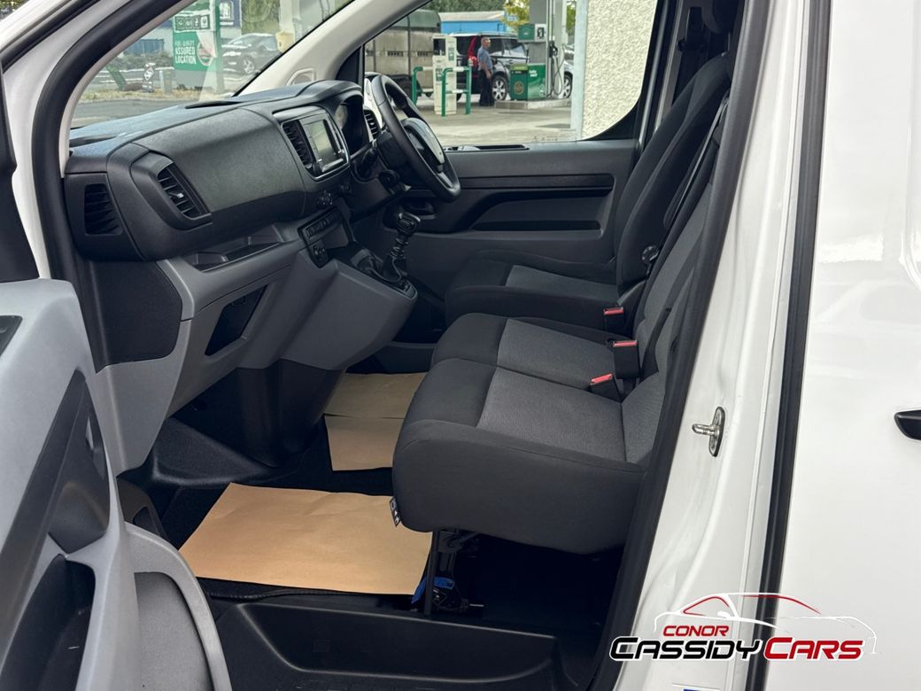 2022 Peugeot Expert