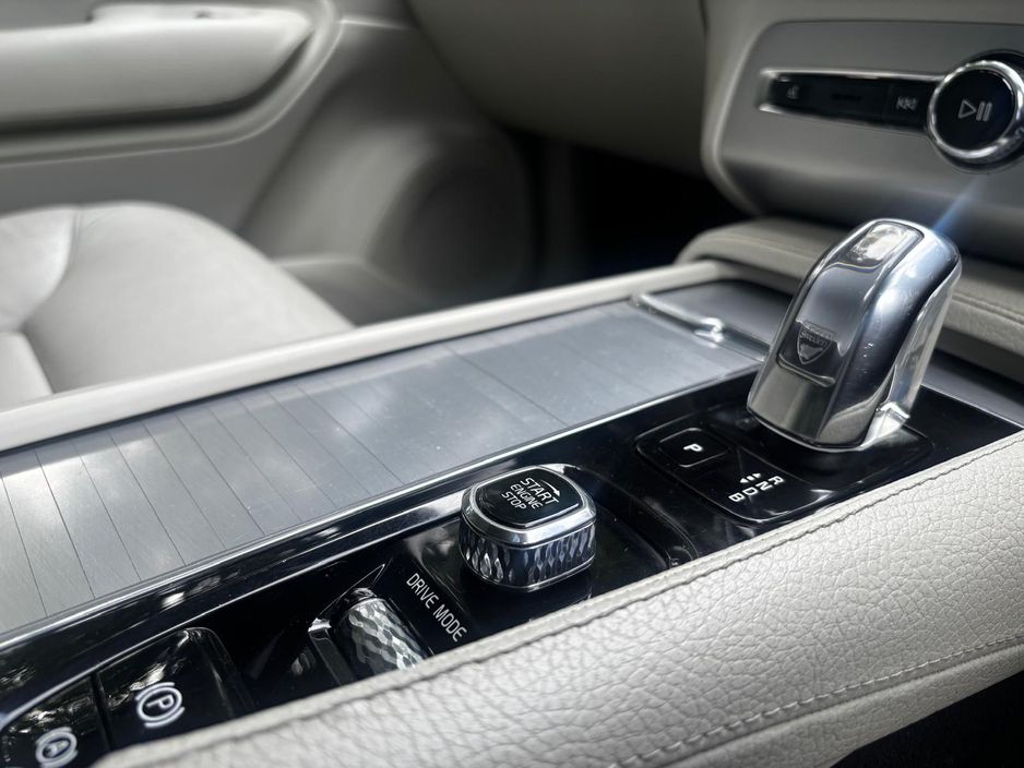 2018 Volvo XC90