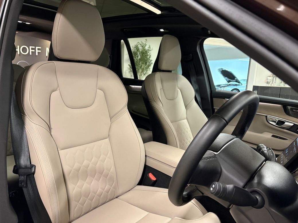 2025 Volvo XC90