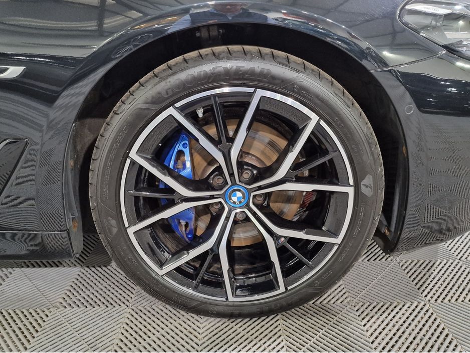 2022 BMW 5 Series