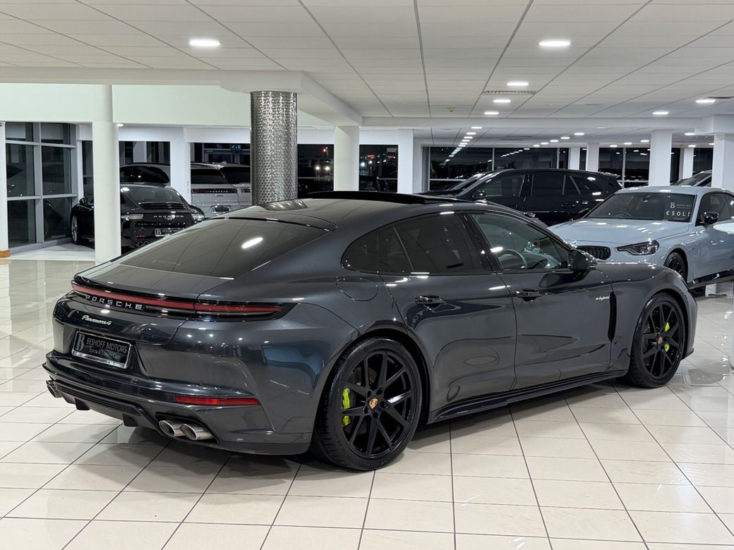 2024 Porsche Panamera