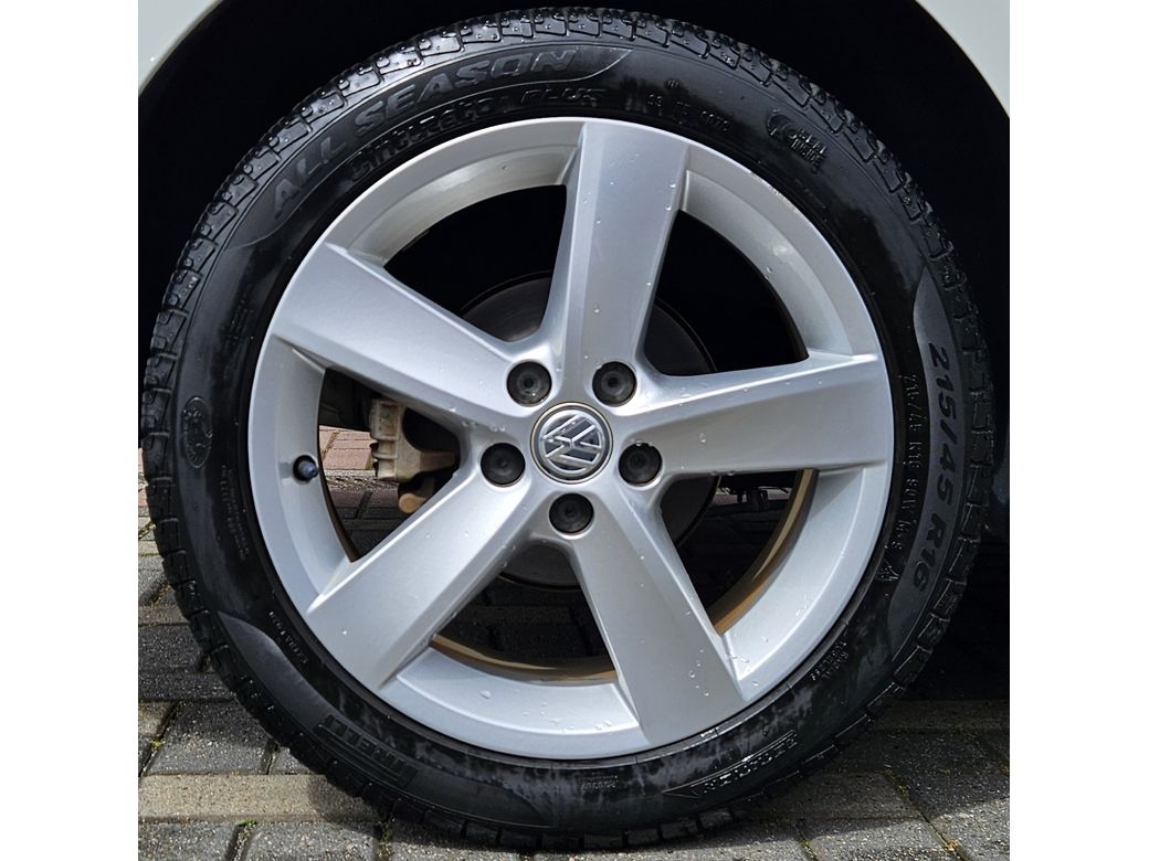 2016 Volkswagen Polo