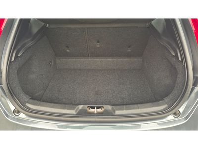 2016 Volvo V40