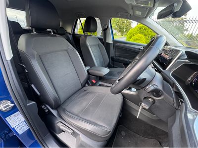 2023 Volkswagen T-Roc