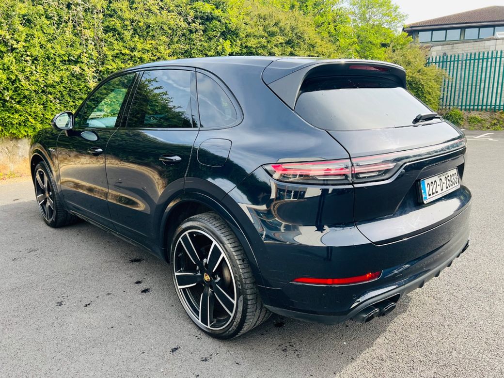 2022 Porsche Cayenne