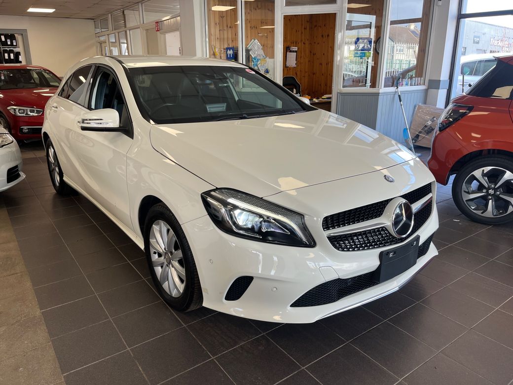 2016 Mercedes-Benz A 180