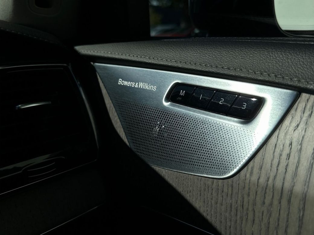 2023 Volvo XC90