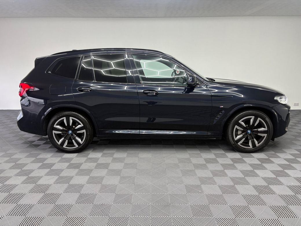 2022 BMW iX3