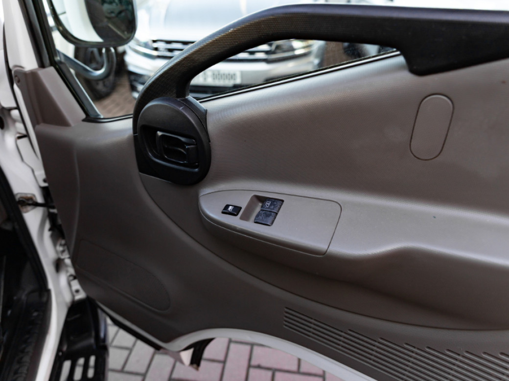 2017 Nissan Cabstar