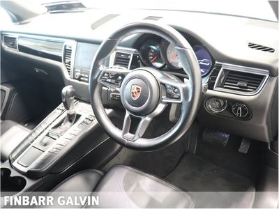 2017 Porsche Macan