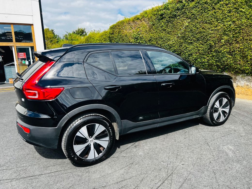2022 Volvo XC40