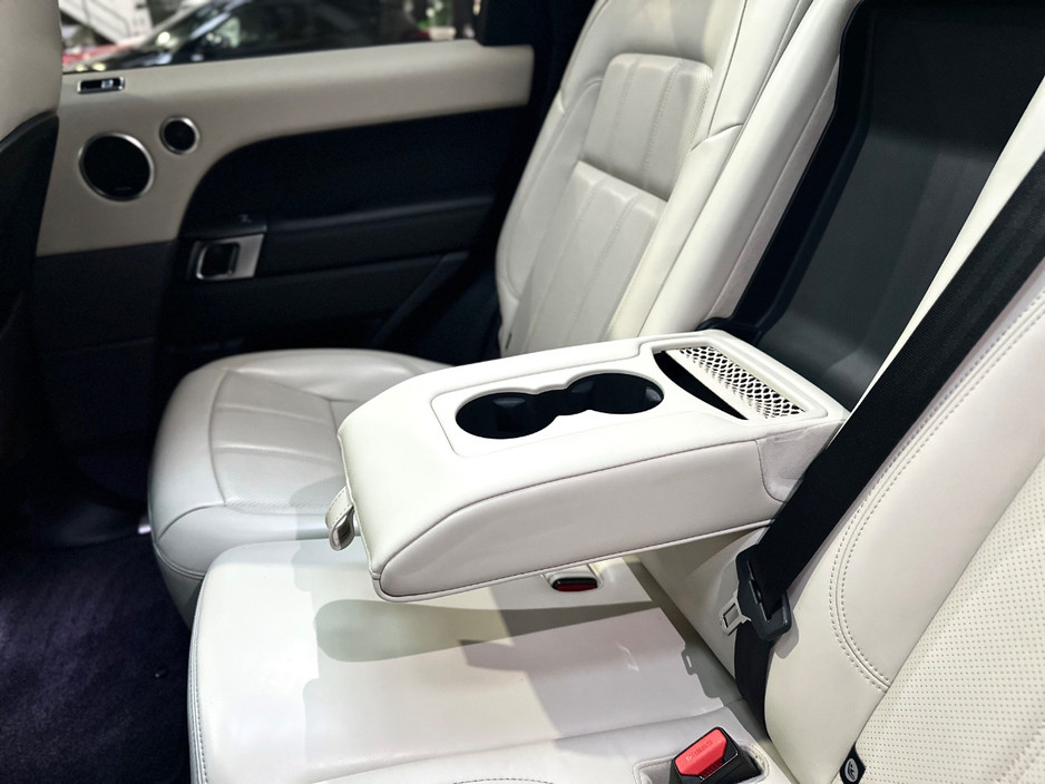 2020 Land Rover Range Rover Sport