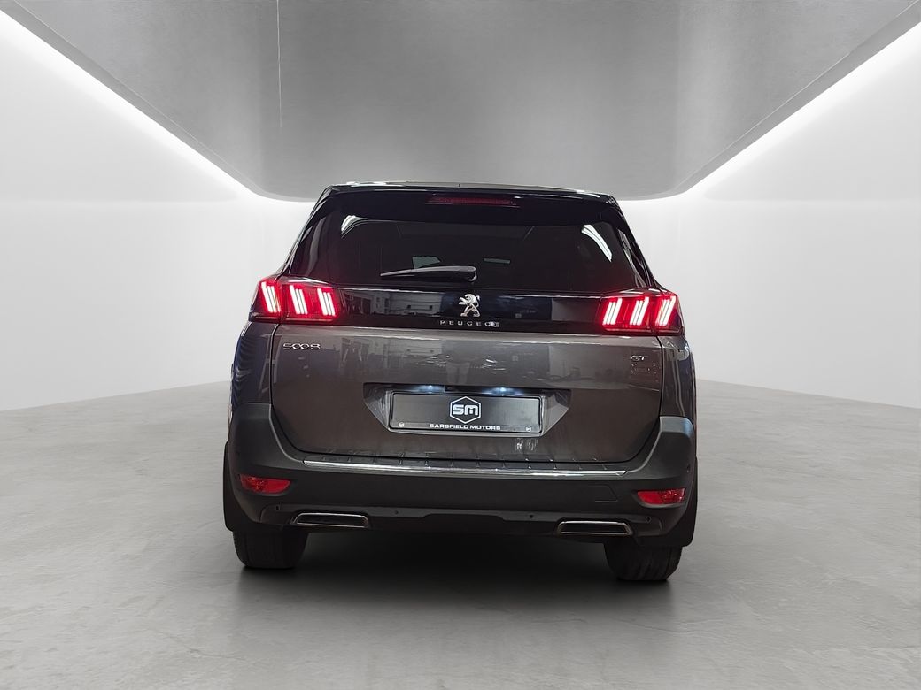 2021 Peugeot 5008